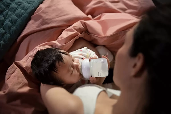 رضاعة نجرل125مل ابيض (الشكل الجديد)